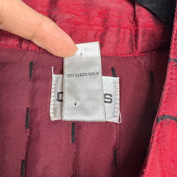 Chicos Red‎ Embroidered Quilted 100% Silk Vest Size 1 Front Zip Size 1 (M/8) - Picture 5 of 12